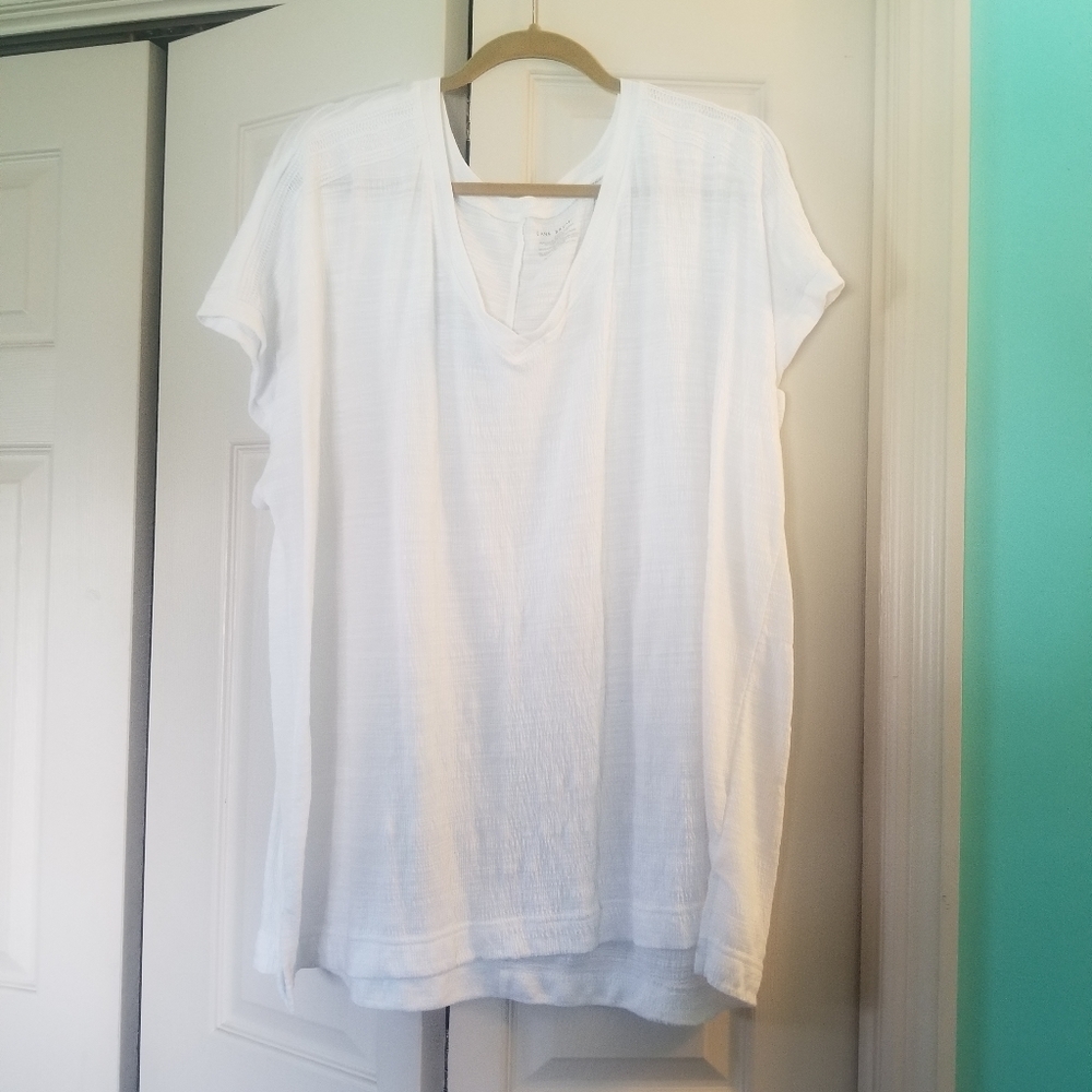 Lane Bryant 22/24 White Top